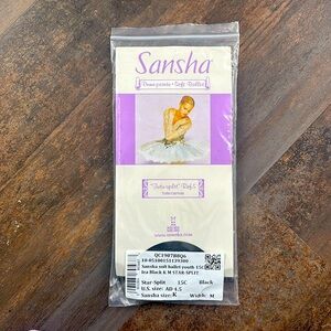 Sansha split sole soft ballet shoes, black.  Unisex ballet slipper